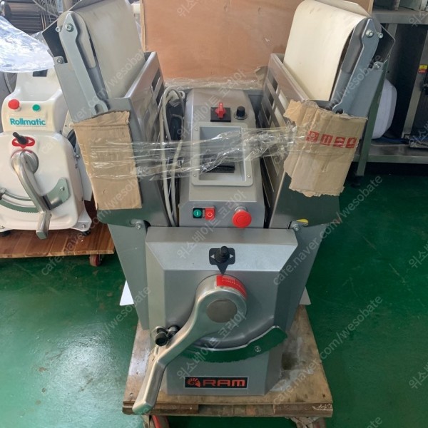 램 탁상형 파이롤러