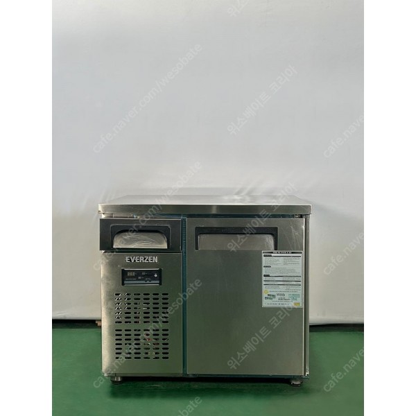 유니크 에버젠 직냉식 테이블 냉장냉동고